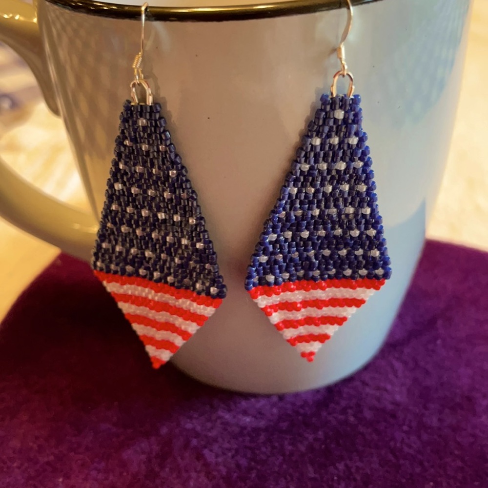 Hand beaded Americana earrings.
